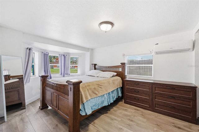 1701 24TH STREET, Orlando, FL 32805