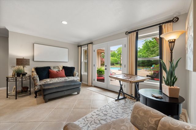 5805 Klinger Road, Arlington, TX 76016