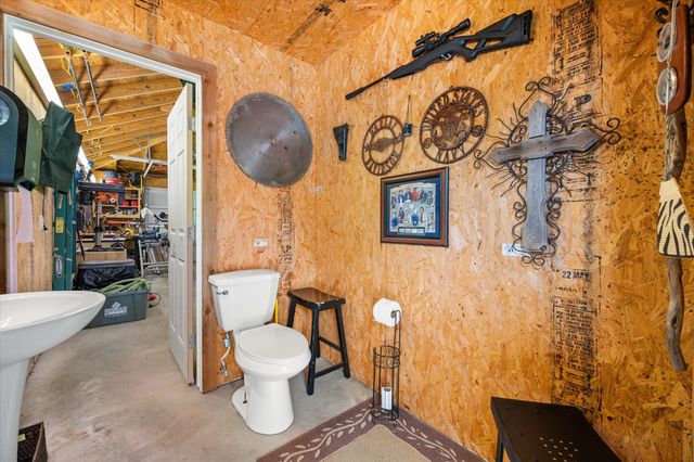 5805 Klinger Road, Arlington, TX 76016