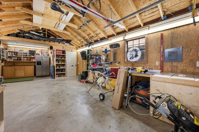 5805 Klinger Road, Arlington, TX 76016
