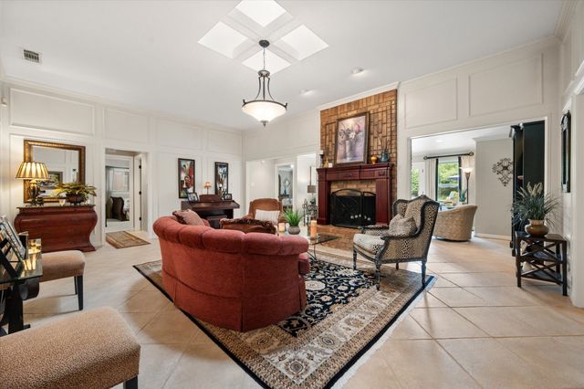 5805 Klinger Road, Arlington, TX 76016