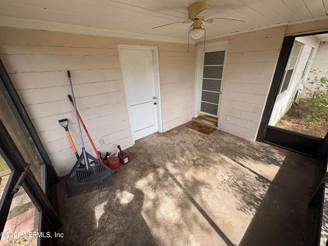 2322 WOODRIDGE Road, Jacksonville, FL 32210