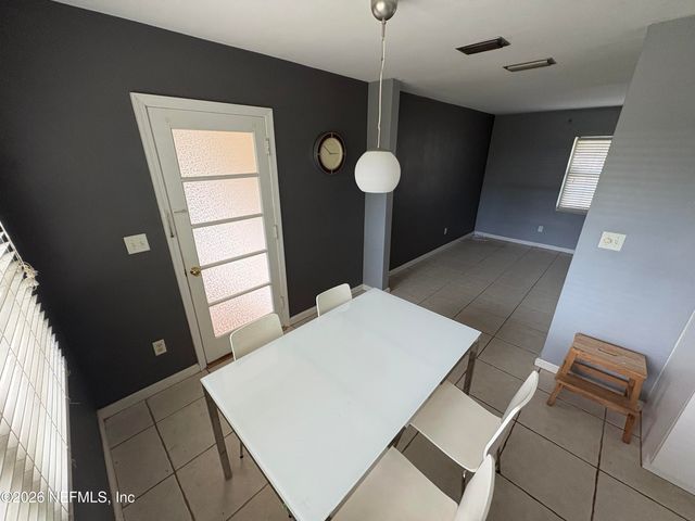 2322 WOODRIDGE Road, Jacksonville, FL 32210