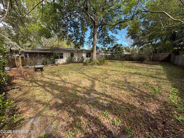 2322 WOODRIDGE Road, Jacksonville, FL 32210