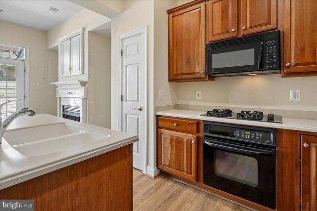 917 BERNARD ST, Alexandria, VA 22314