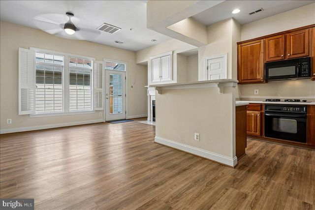917 BERNARD ST, Alexandria, VA 22314