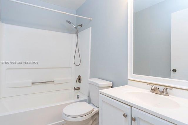 815 W Boynton Beach Blvd 10-205, Boynton Beach, FL 33426