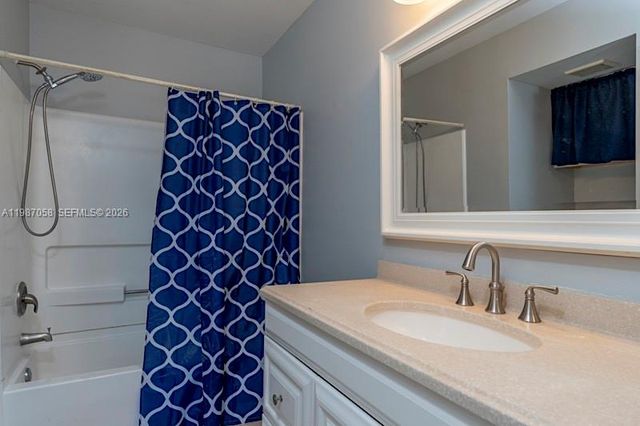 815 W Boynton Beach Blvd 10-205, Boynton Beach, FL 33426