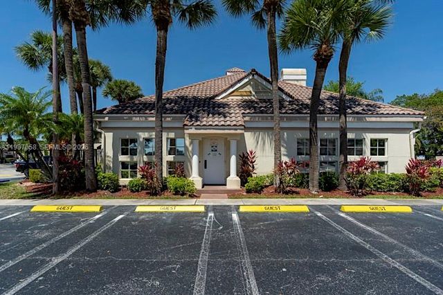 815 W Boynton Beach Blvd 10-205, Boynton Beach, FL 33426