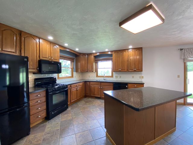 2333 Watkins Road, Battle Creek, MI 49015