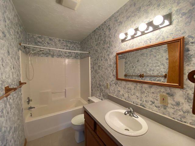 2333 Watkins Road, Battle Creek, MI 49015