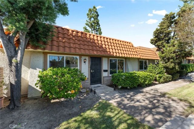 22718 Via Castilla, Lake Forest, CA 92630