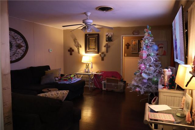 3806 Brookside Dr, Corpus Christi, TX 78410