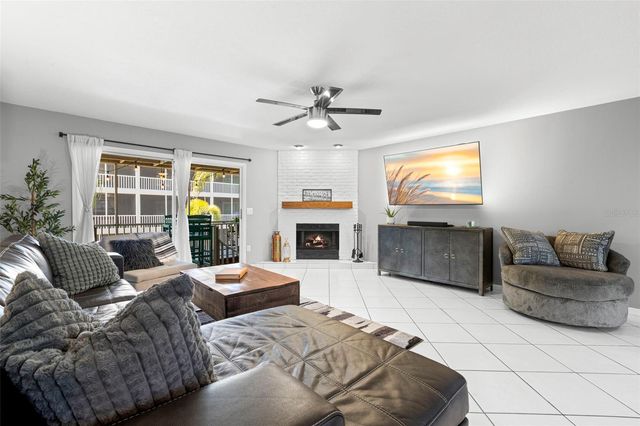 737 PINELLAS BAYWAY S 308, St Petersburg, FL 33715