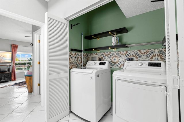 737 PINELLAS BAYWAY S 308, St Petersburg, FL 33715