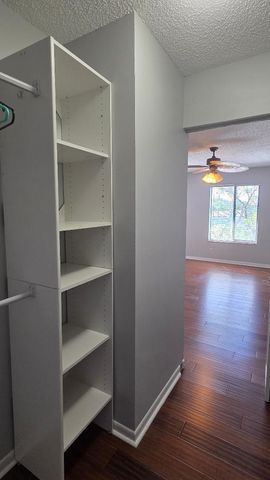 1015 Green Pine Boulevard E3, West Palm Beach, FL 33409