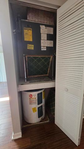 1015 Green Pine Boulevard E3, West Palm Beach, FL 33409