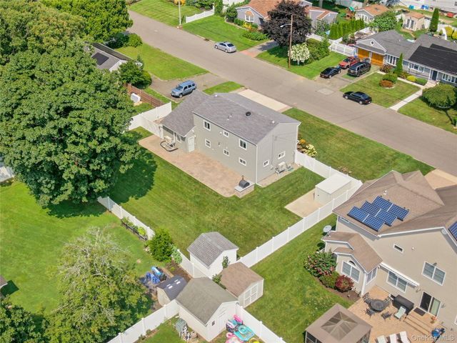 78 Osceola Avenue, Deer Park, NY 11729