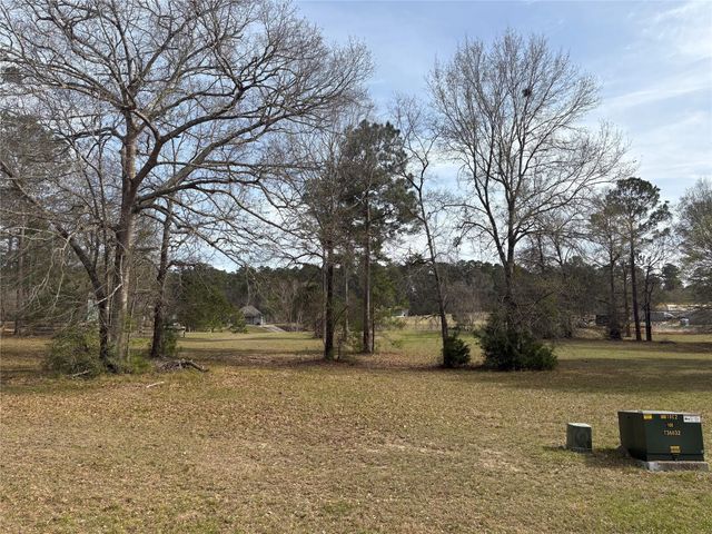 151 N Forest Drive, Huntsville, TX 77340