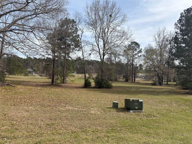 151 N Forest Drive, Huntsville, TX 77340