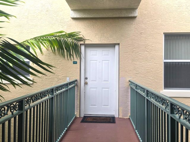1610 Presidential Way 505, West Palm Beach, FL 33401