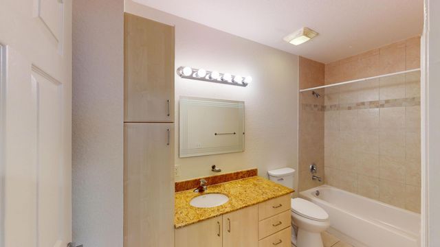 1610 Presidential Way 505, West Palm Beach, FL 33401