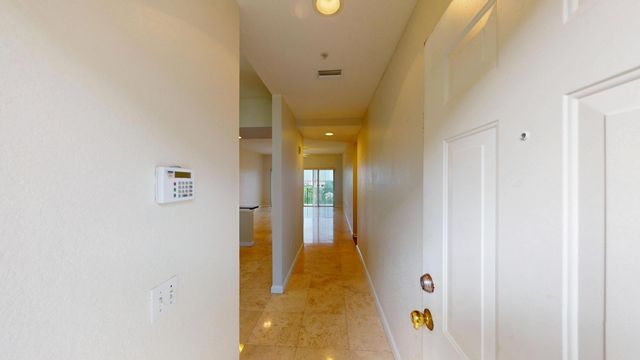 1610 Presidential Way 505, West Palm Beach, FL 33401