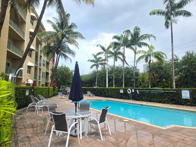 1610 Presidential Way 505, West Palm Beach, FL 33401
