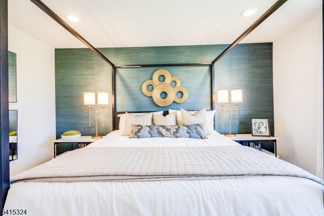 79 Eastwood Ter 79, East Hanover Twp., NJ 07936