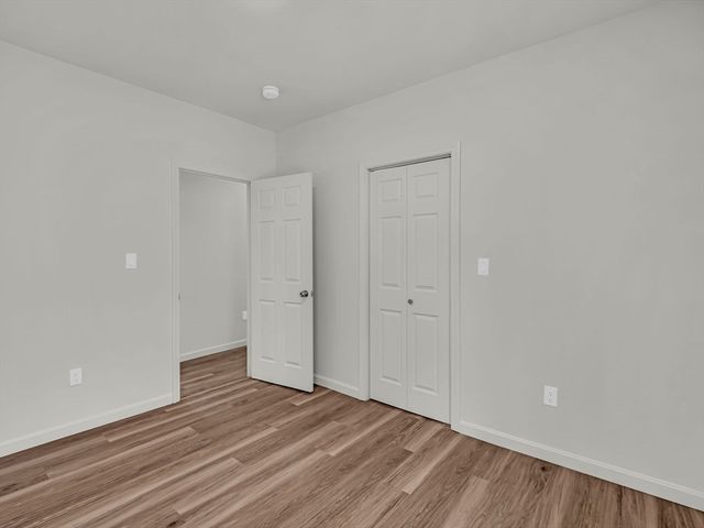 12 Alpine St 1, Worcester, MA 01610