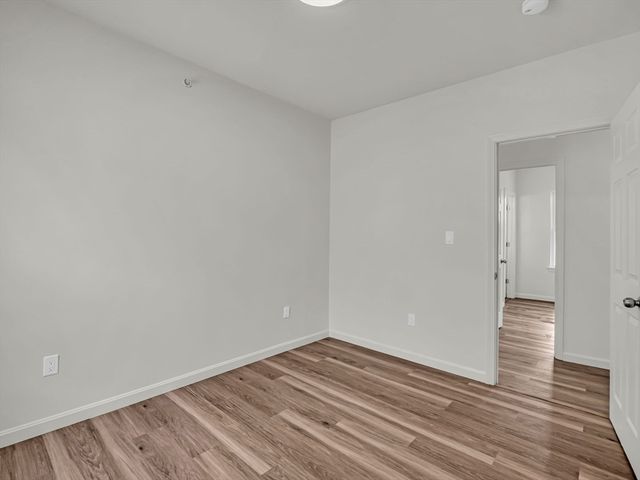 12 Alpine St 1, Worcester, MA 01610