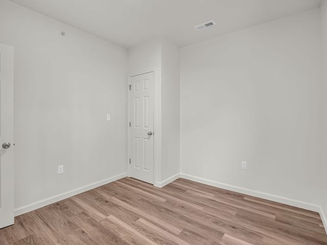 12 Alpine St 1, Worcester, MA 01610