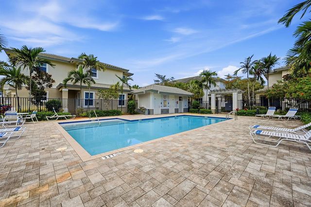 6993 Pines Circle 6993, Coconut Creek, FL 33073