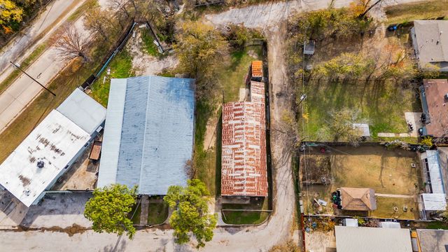 5800 E Roselane Street, Fort Worth, TX 76112