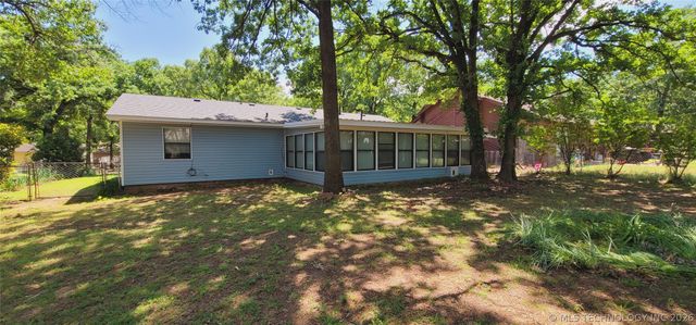 417377 Bridgeport Road, Eufaula, OK 74432