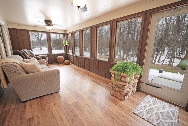 5454 NORWAY DRIVE, Pulaski, WI 54162