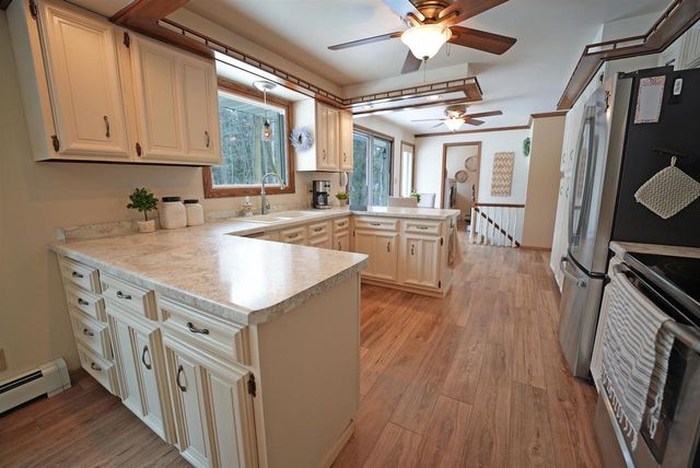 5454 NORWAY DRIVE, Pulaski, WI 54162