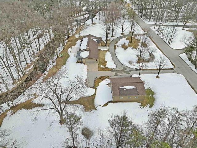 5454 NORWAY DRIVE, Pulaski, WI 54162