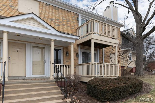 8901 Cardinal Terrace, St Louis, MO 63144