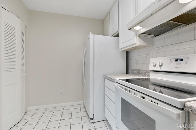 8901 Cardinal Terrace, St Louis, MO 63144