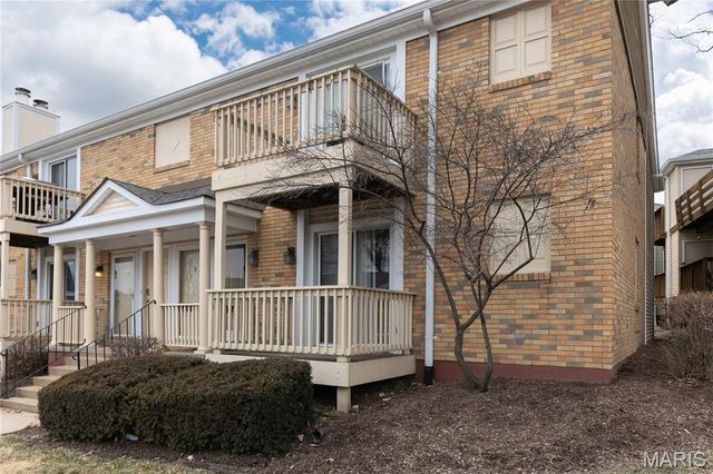 8901 Cardinal Terrace, St Louis, MO 63144