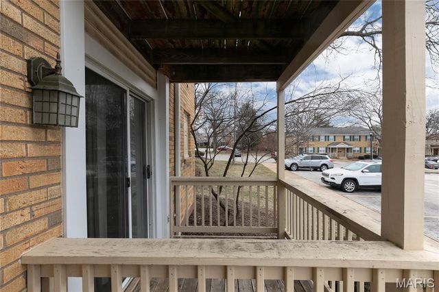 8901 Cardinal Terrace, St Louis, MO 63144