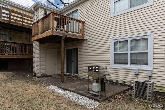 8901 Cardinal Terrace, St Louis, MO 63144