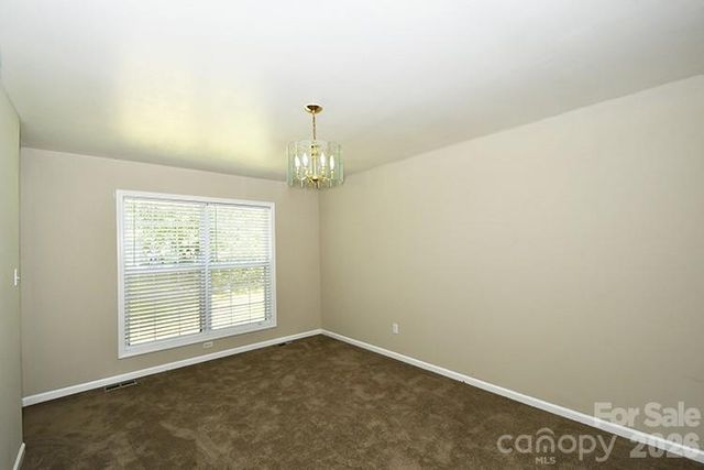 235 Crystal Circle, Mooresville, NC 28117