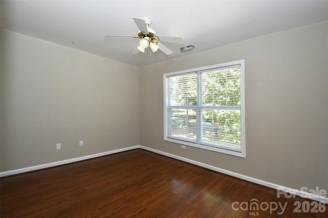 235 Crystal Circle, Mooresville, NC 28117