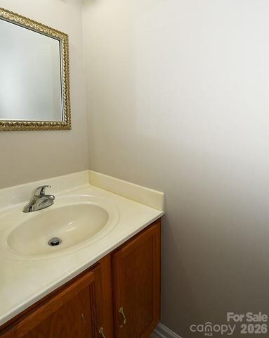 235 Crystal Circle, Mooresville, NC 28117