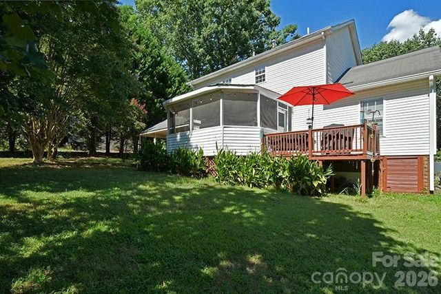 235 Crystal Circle, Mooresville, NC 28117
