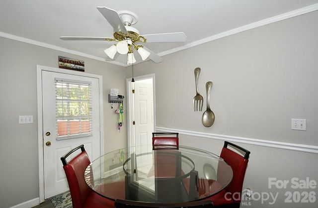 235 Crystal Circle, Mooresville, NC 28117