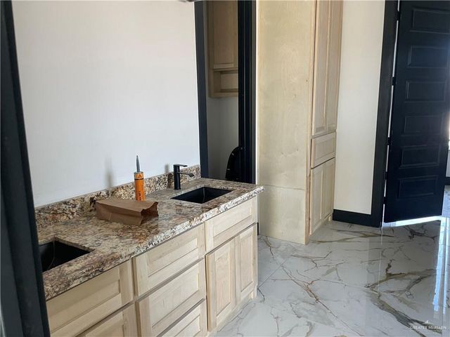 2607 Coywolf Lane, Mission, TX 78574