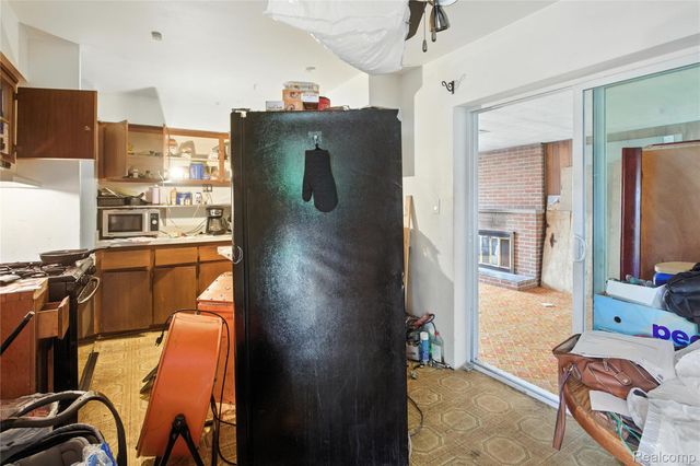 34728 Somerset Street, Westland, MI 48186